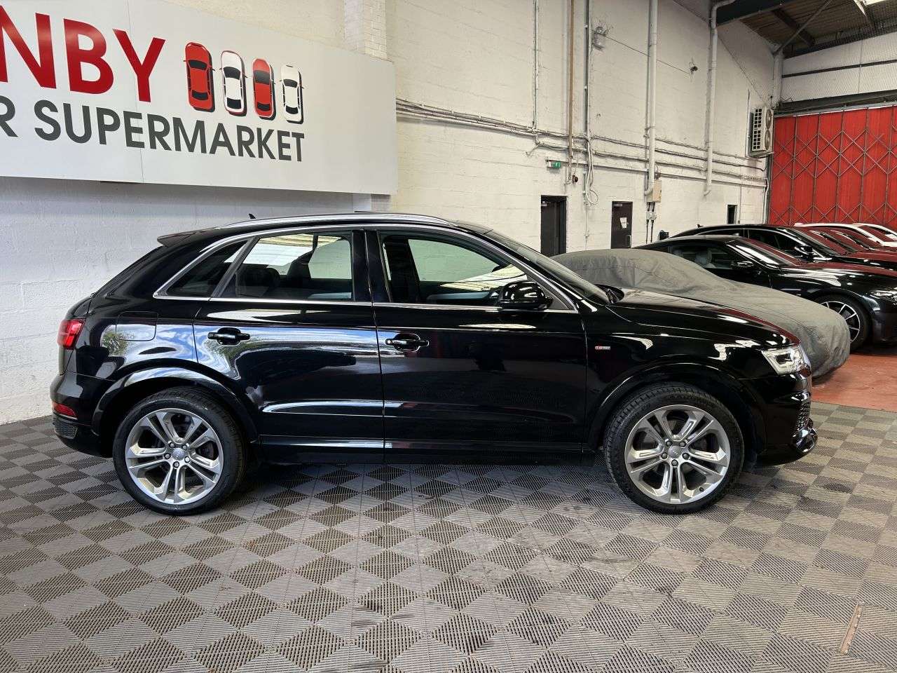 2017 AUDI Q3 2017 AUDI Q3
