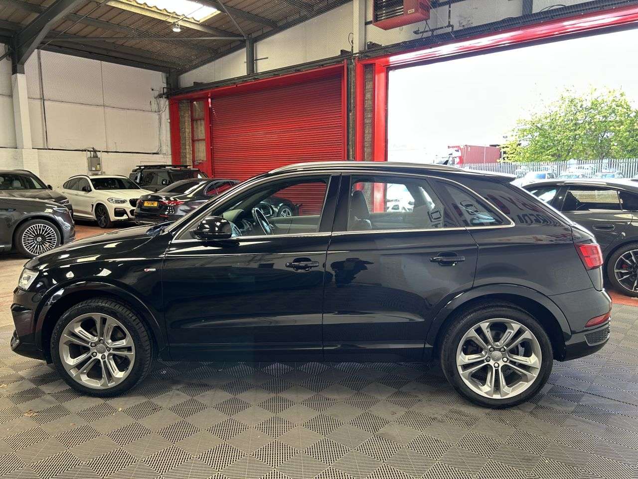 2017 AUDI Q3 2017 AUDI Q3