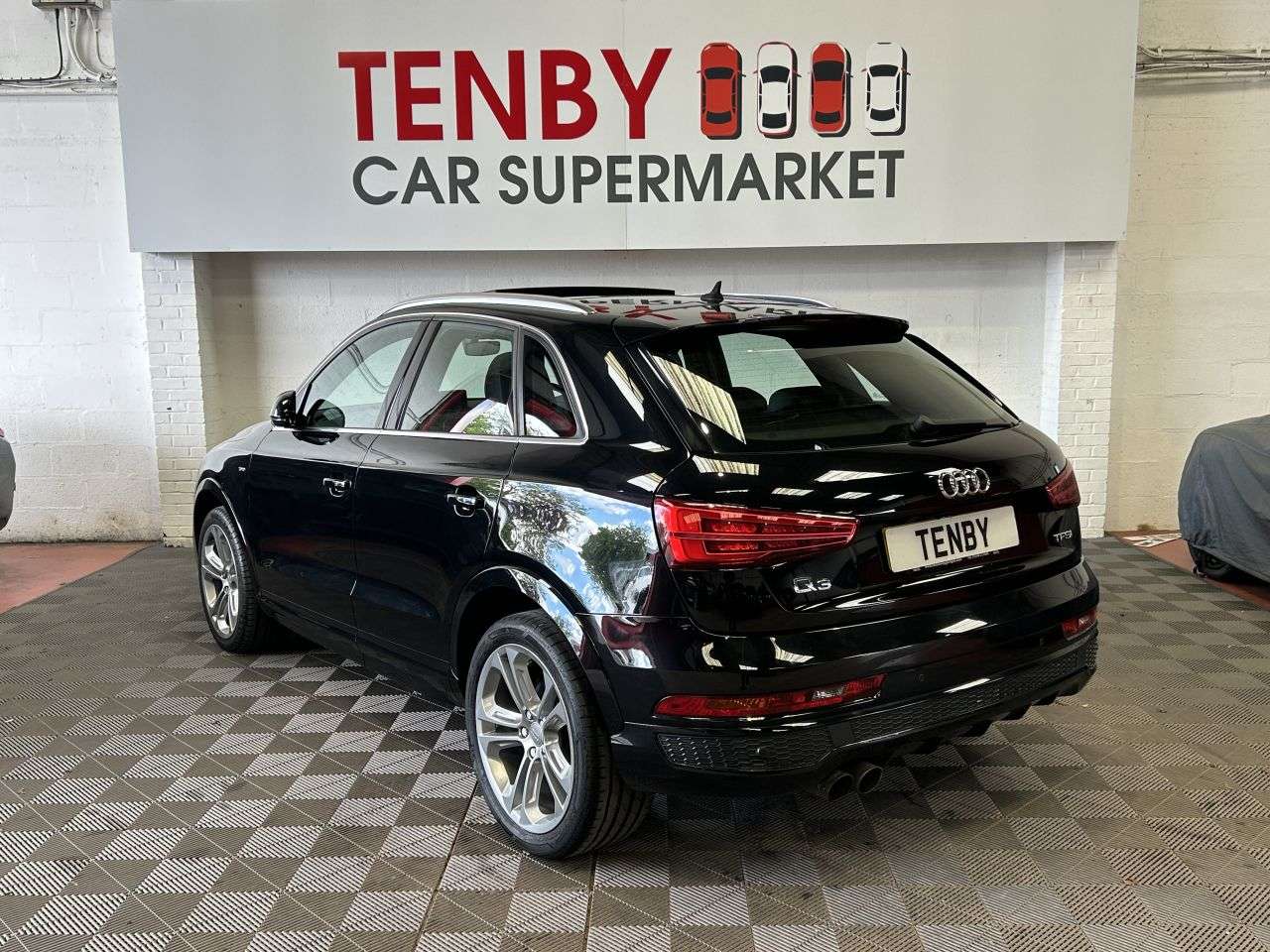 2017 AUDI Q3 2017 AUDI Q3