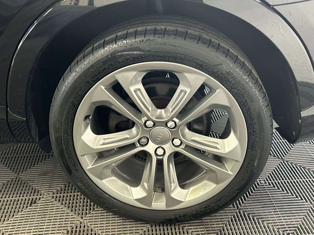 2017 AUDI Q3 2017 AUDI Q3