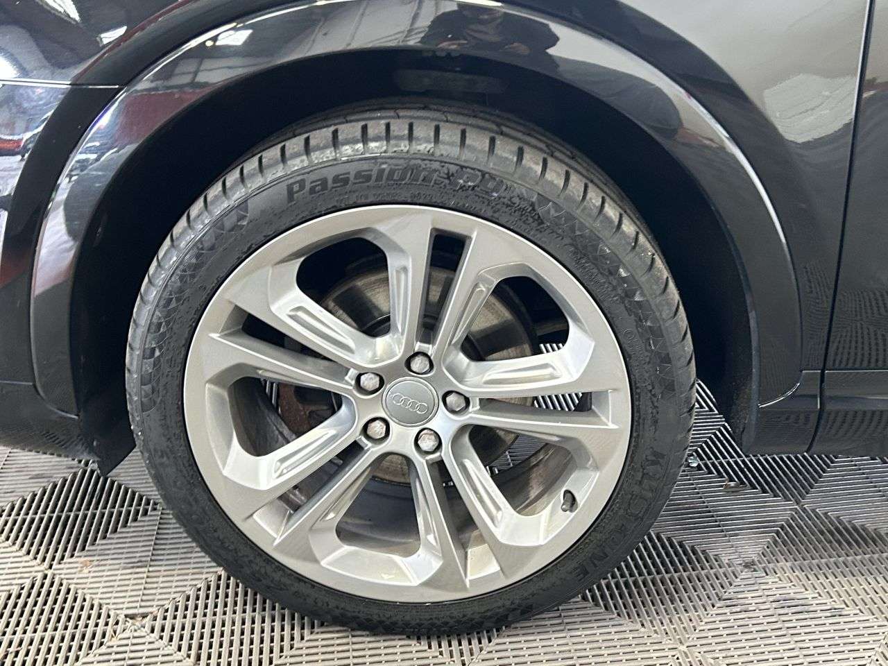 2017 AUDI Q3 2017 AUDI Q3