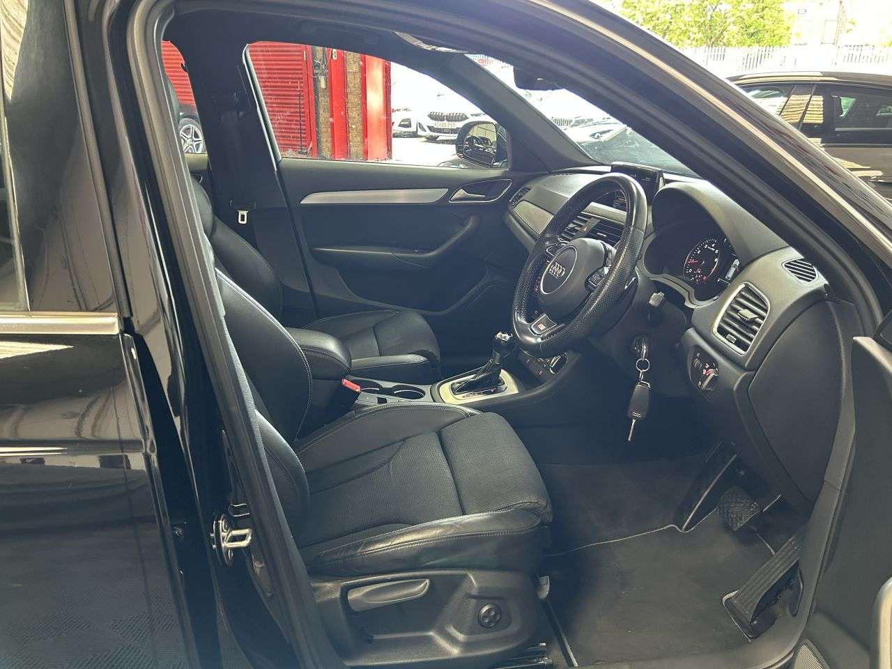 2017 AUDI Q3 2017 AUDI Q3