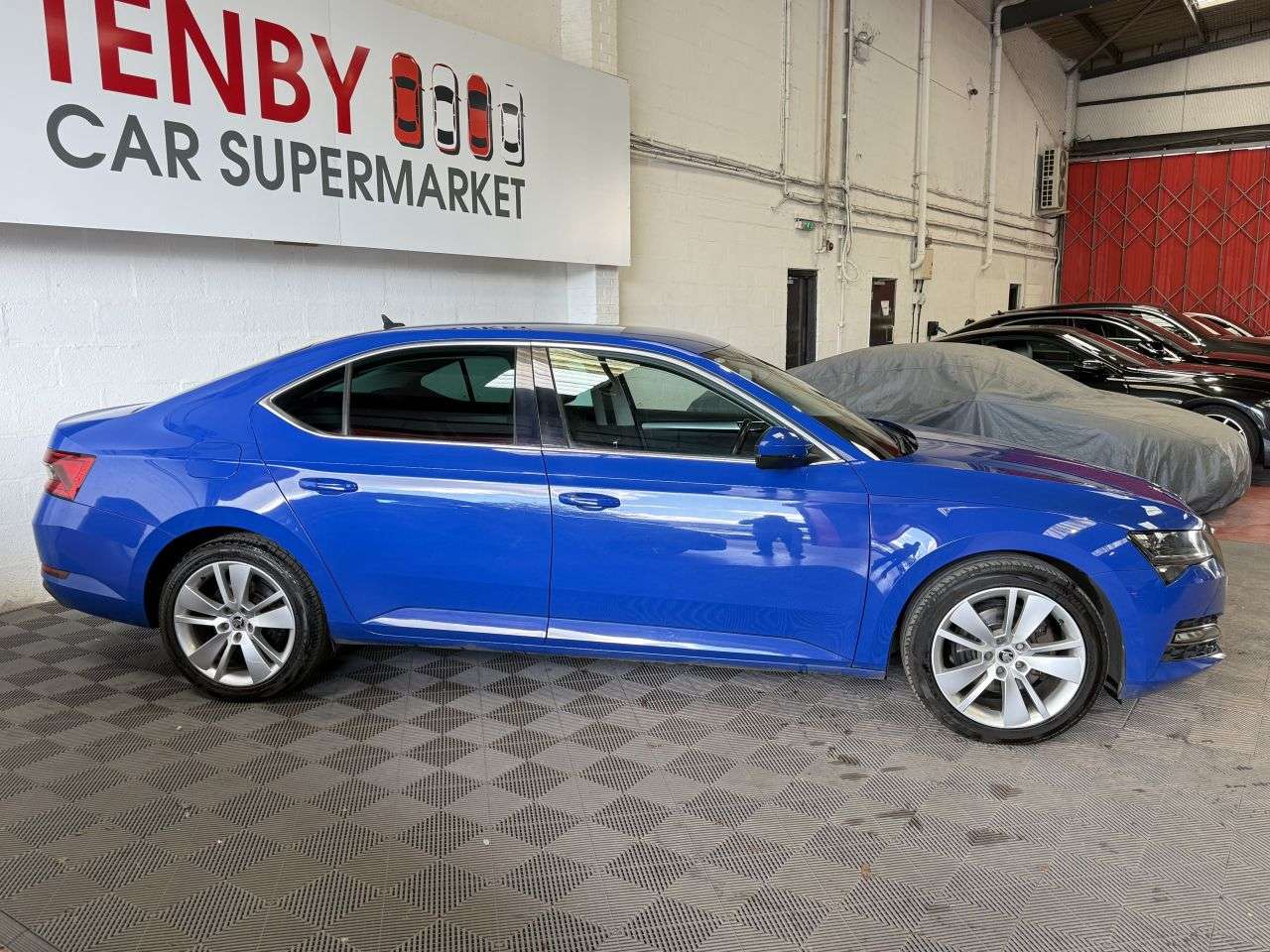 2019 SKODA SUPERB 2019 SKODA SUPERB