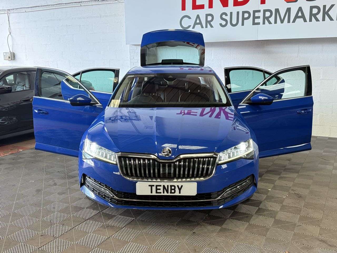 2019 SKODA SUPERB 2019 SKODA SUPERB