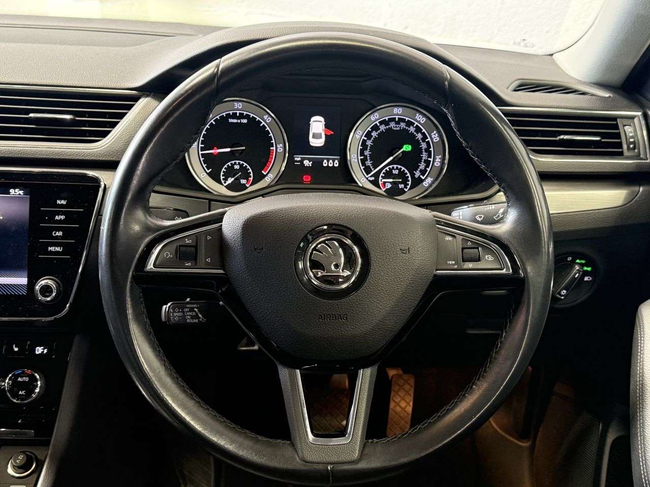 2019 SKODA SUPERB 2019 SKODA SUPERB