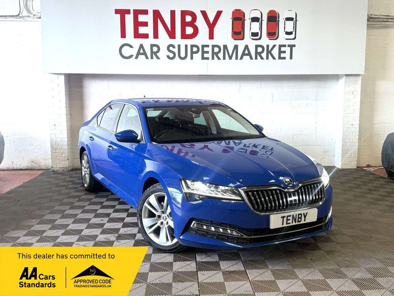A 2019 SKODA SUPERB 2.0 TDI SE L Hatchback 5dr Diesel DSG Euro 6 (s/s) (190 ps) A 2019 SKODA SUPERB 2.0 TDI SE L Hatchback 5dr Diesel DSG Euro 6 (s/s) (190 ps)