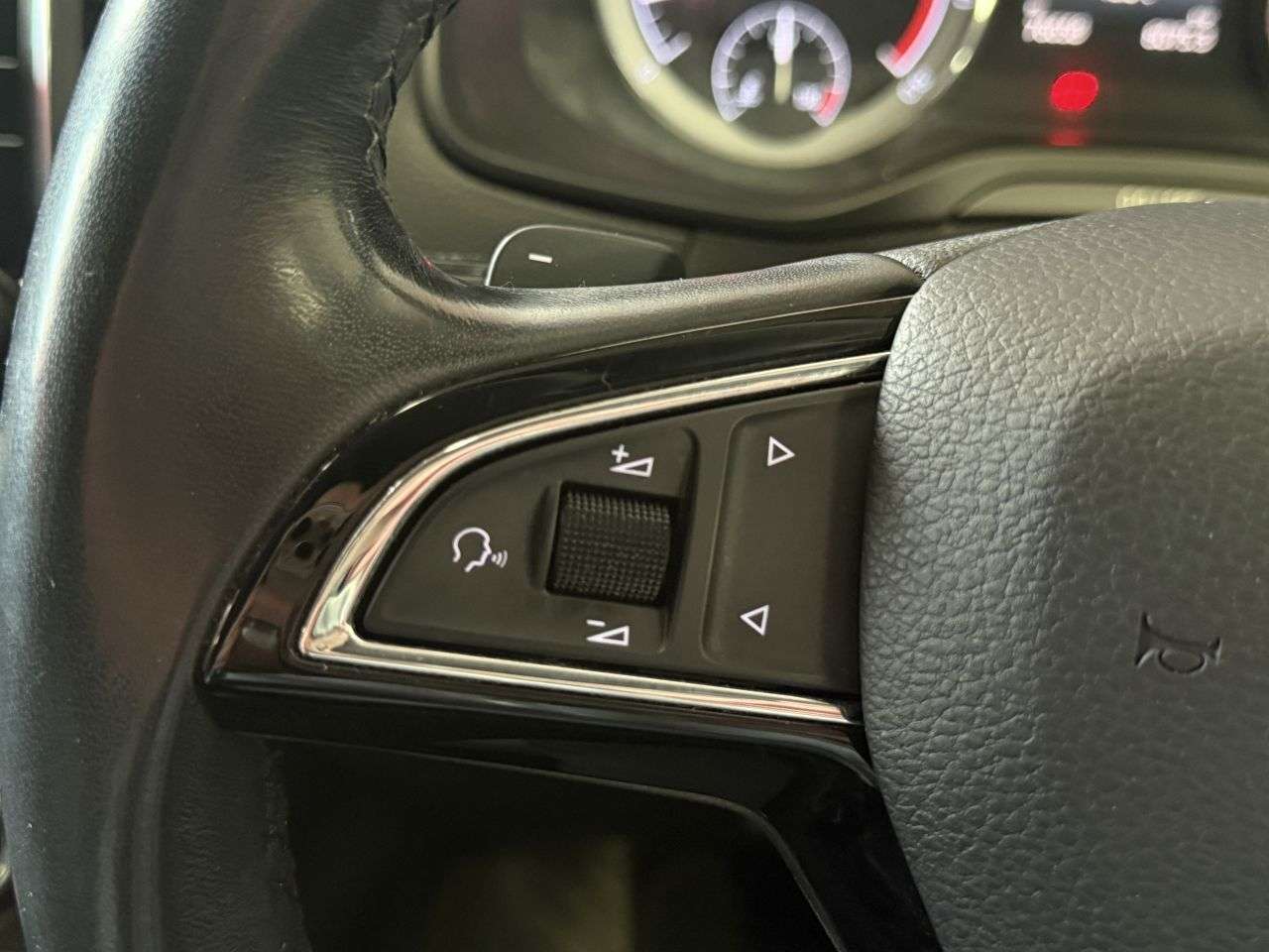 2018 SKODA KAROQ 2018 SKODA KAROQ