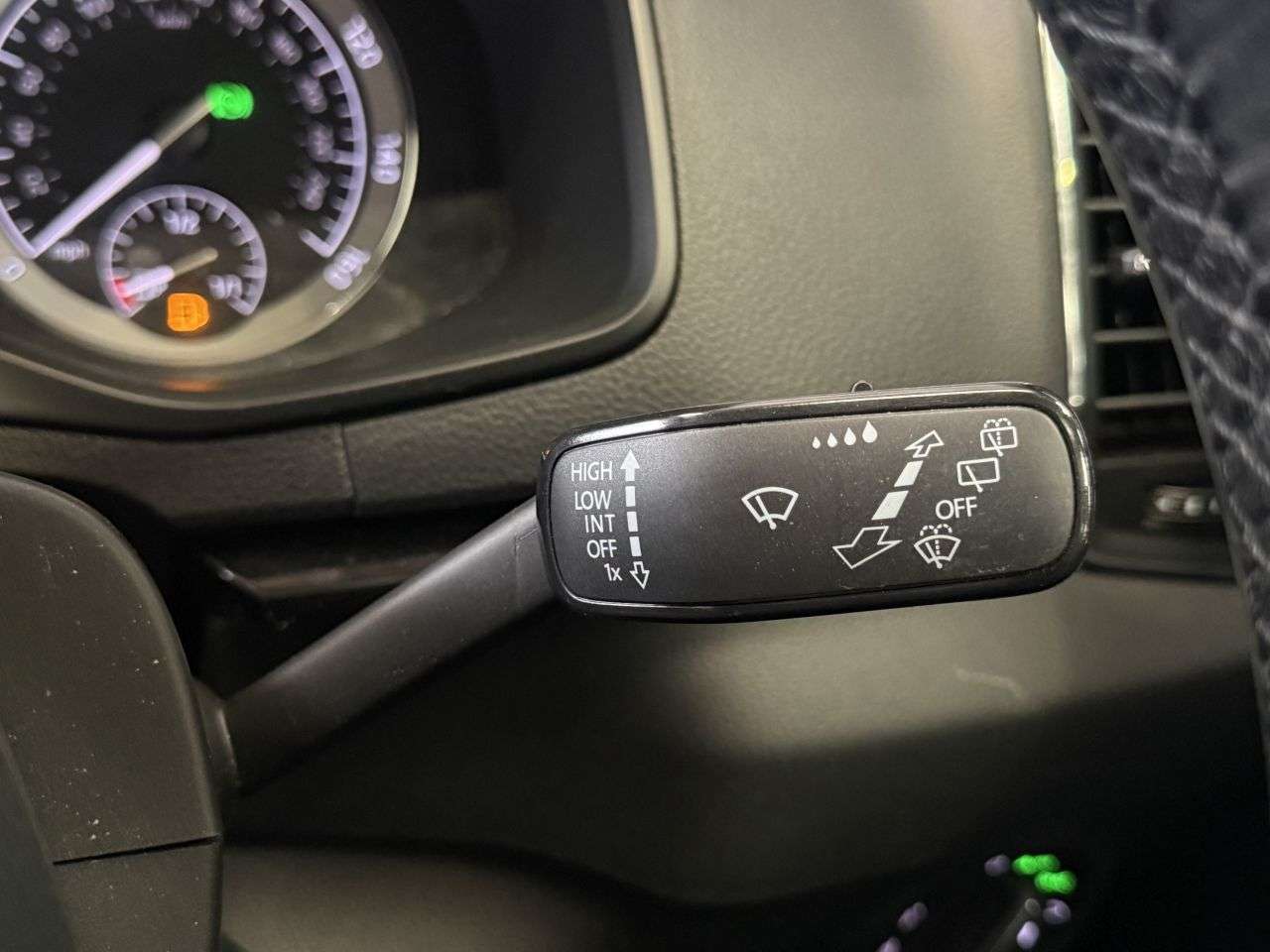 2018 SKODA KAROQ 2018 SKODA KAROQ