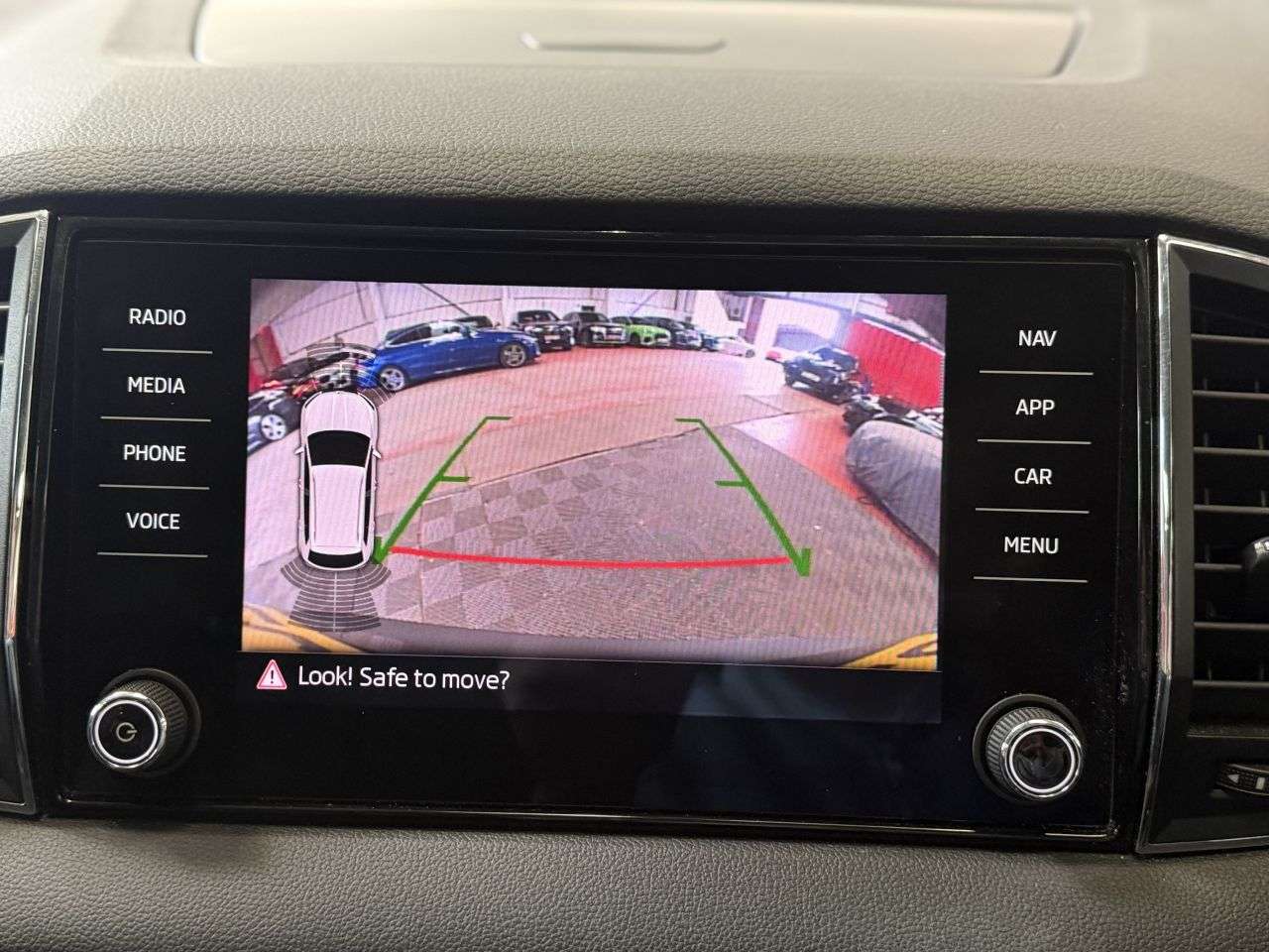 2018 SKODA KAROQ 2018 SKODA KAROQ