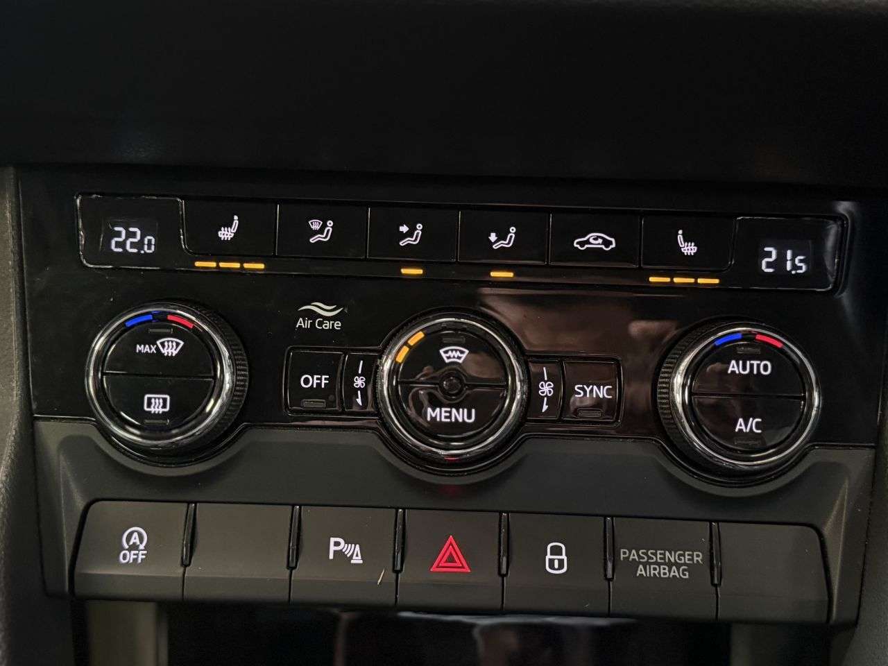 2018 SKODA KAROQ 2018 SKODA KAROQ