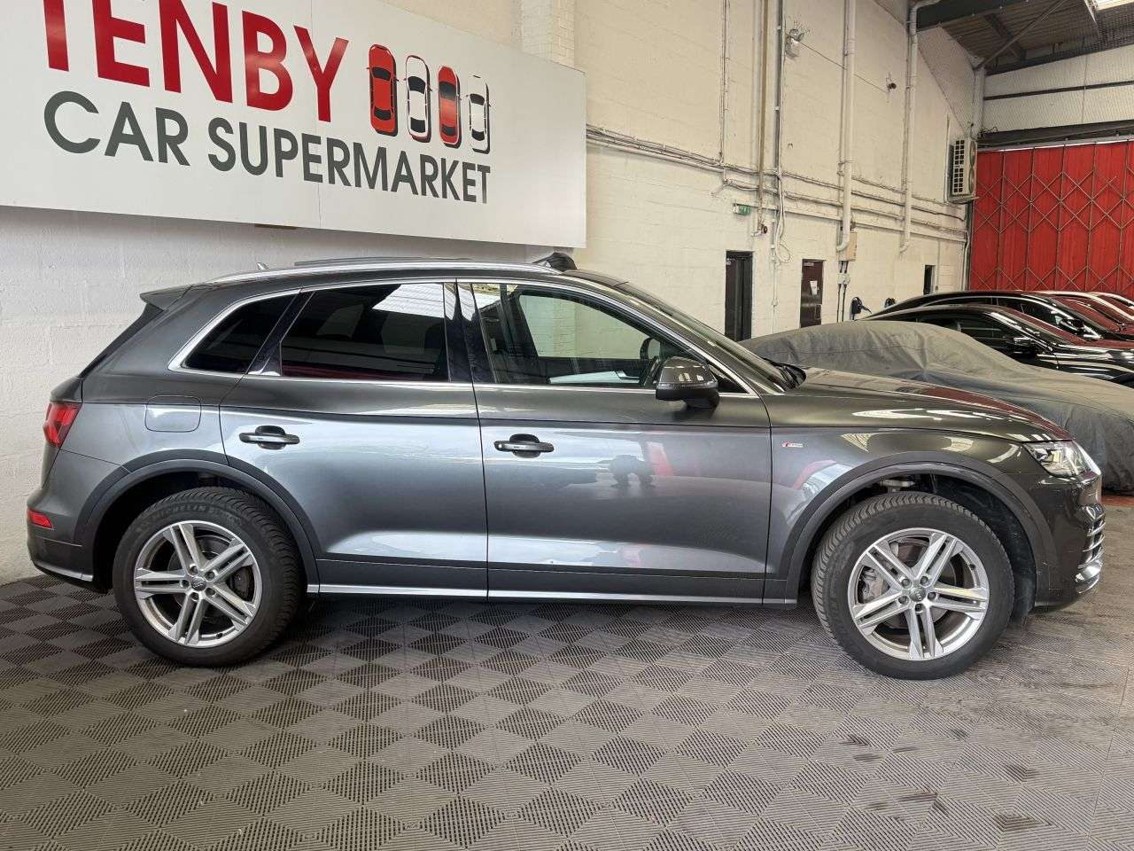 2019 AUDI Q5 2019 AUDI Q5