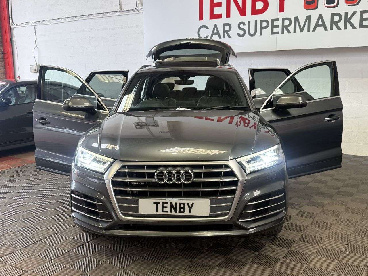 2019 AUDI Q5 2019 AUDI Q5