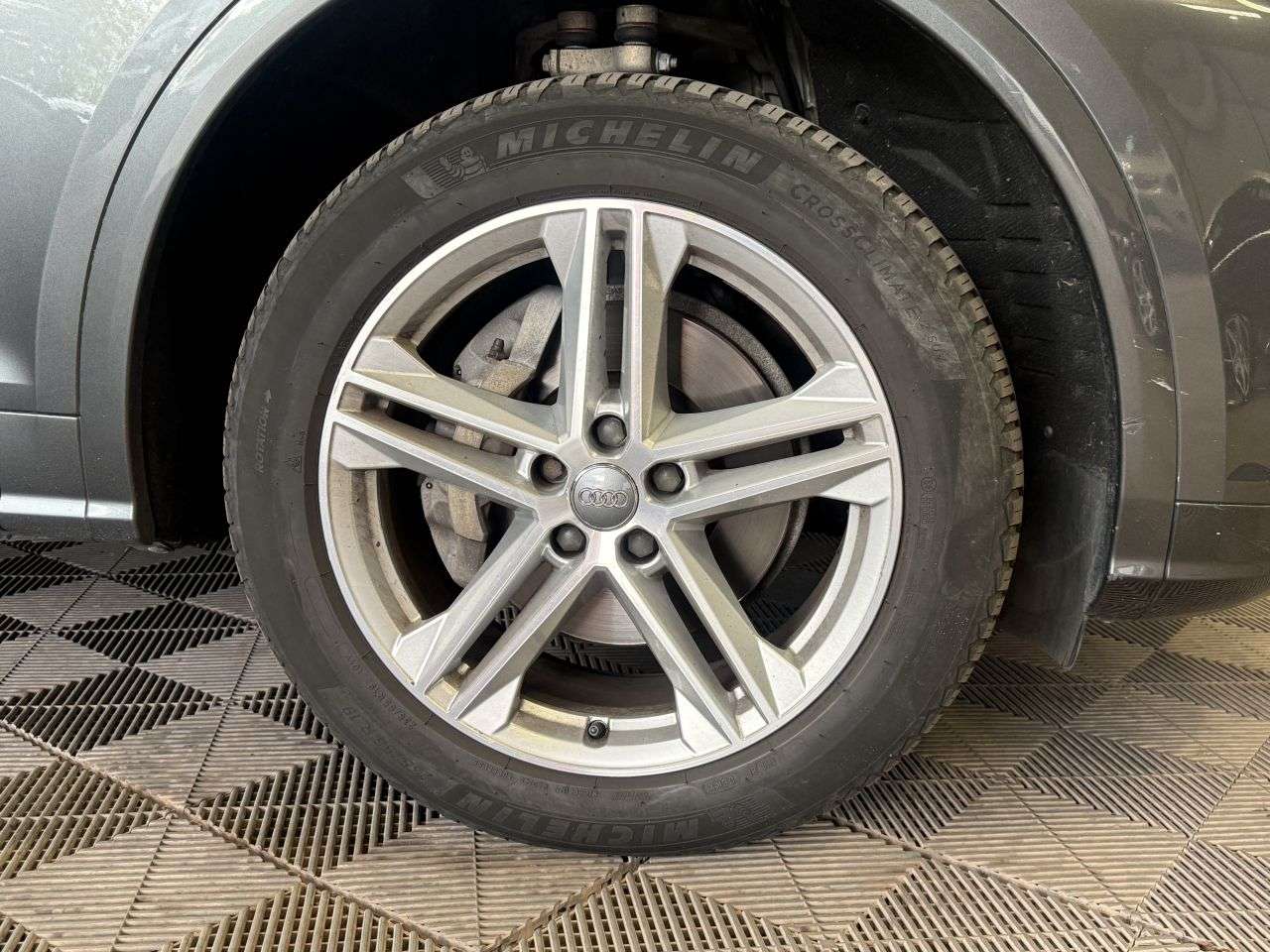 2019 AUDI Q5 2019 AUDI Q5