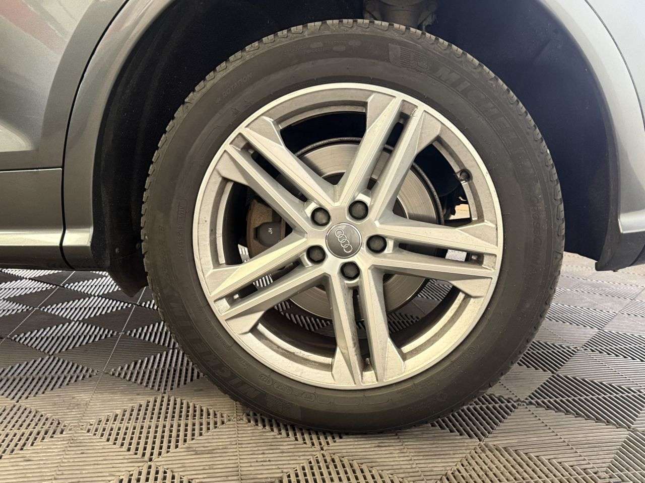 2019 AUDI Q5 2019 AUDI Q5