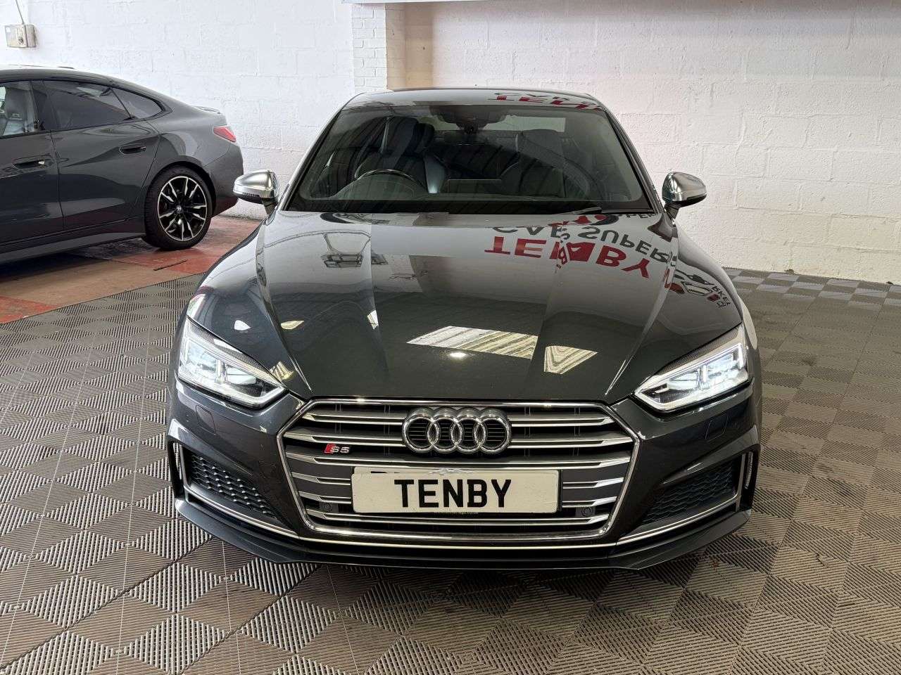 A 2018 AUDI S5 3.0 TFSI V6 Coupe 2dr Petrol Tiptronic quattro Euro 6 (s/s) (354 ps) FLAT B A 2018 AUDI S5 3.0 TFSI V6 Coupe 2dr Petrol Tiptronic quattro Euro 6 (s/s) (354 ps) FLAT B