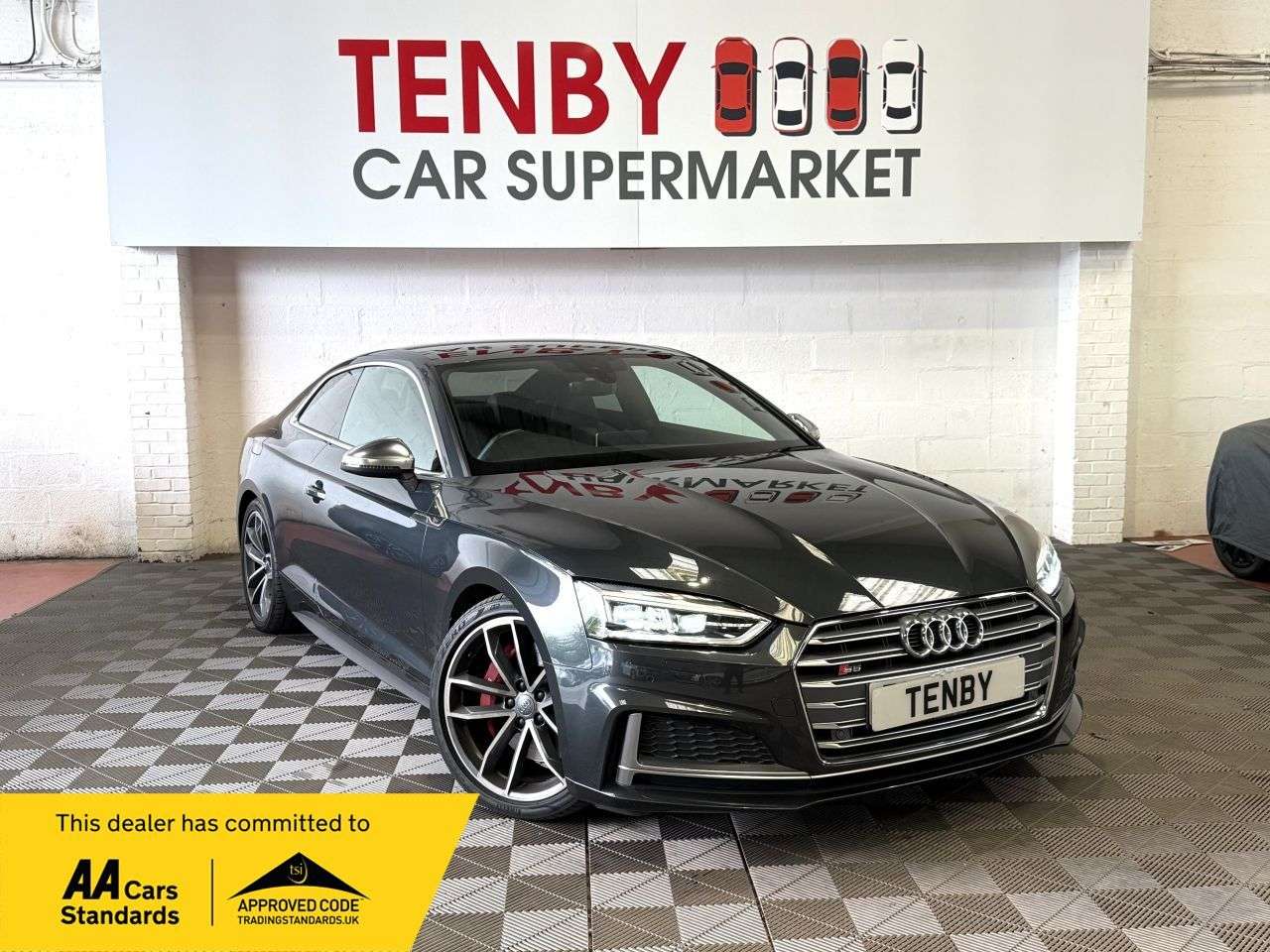 A 2018 AUDI S5 3.0 TFSI V6 Coupe 2dr Petrol Tiptronic quattro Euro 6 (s/s) (354 ps) FLAT B A 2018 AUDI S5 3.0 TFSI V6 Coupe 2dr Petrol Tiptronic quattro Euro 6 (s/s) (354 ps) FLAT B