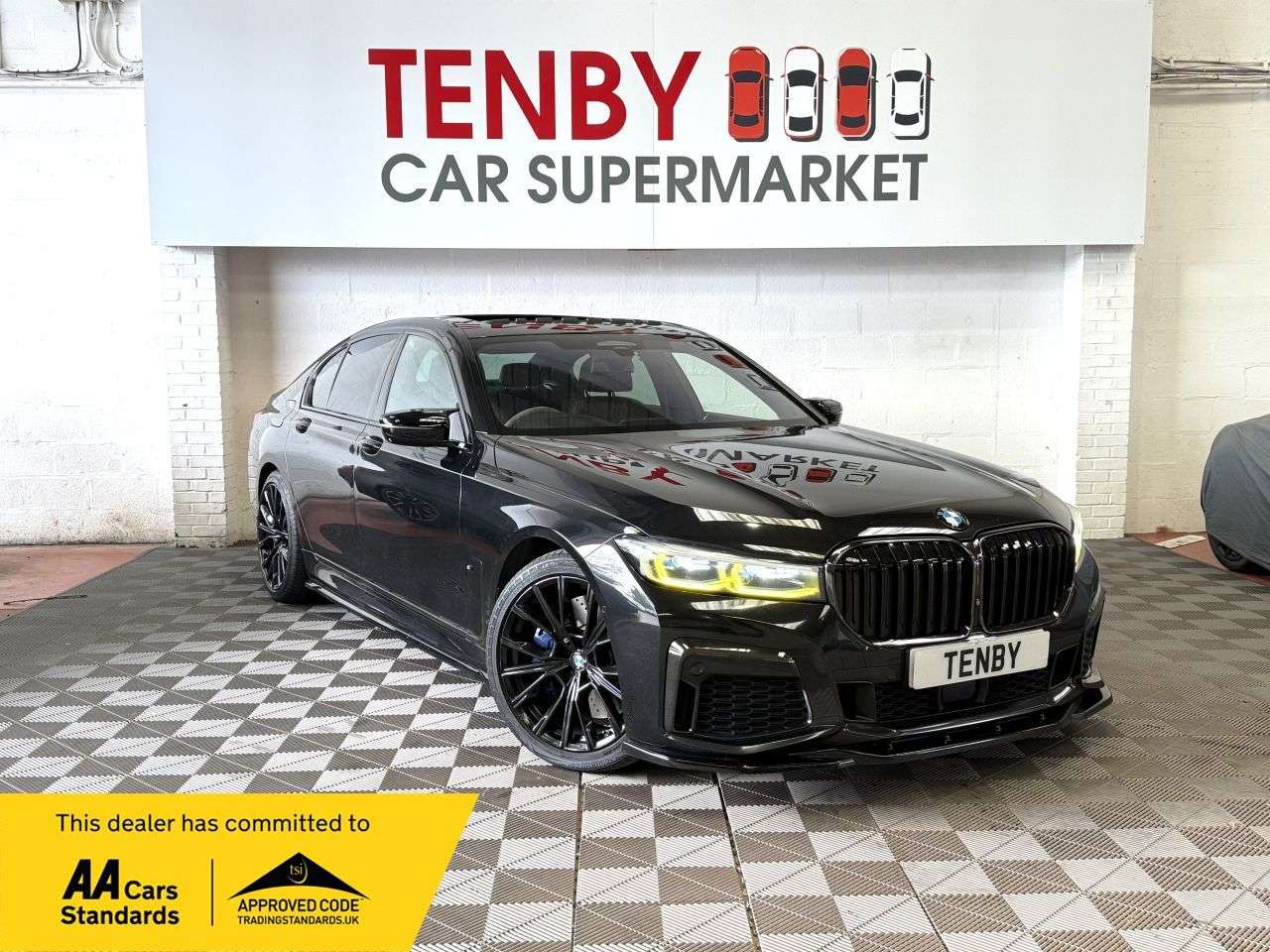 A 2019 BMW 7 SERIES 3.0 740d M Sport Saloon 4dr Diesel Auto xDrive Euro 6 (s/s) (320 ps) FBODYK A 2019 BMW 7 SERIES 3.0 740d M Sport Saloon 4dr Diesel Auto xDrive Euro 6 (s/s) (320 ps) FBODYK