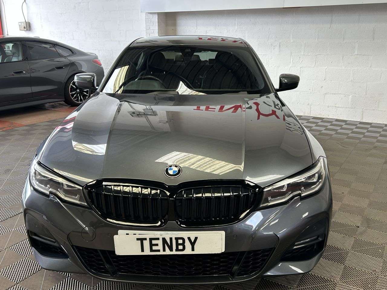 A 2019 BMW 3 SERIES 2.0 330i M Sport Saloon 4dr Petrol Auto Euro 6 (s/s) (258 ps) FHTD SEATS+CA A 2019 BMW 3 SERIES 2.0 330i M Sport Saloon 4dr Petrol Auto Euro 6 (s/s) (258 ps) FHTD SEATS+CA