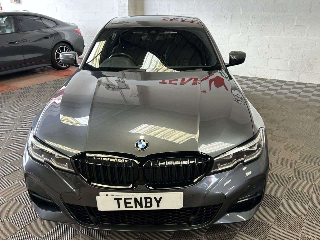 A 2019 BMW 3 SERIES 2.0 330i M Sport Saloon 4dr Petrol Auto Euro 6 (s/s) (258 ps) FHTD SEATS+CA A 2019 BMW 3 SERIES 2.0 330i M Sport Saloon 4dr Petrol Auto Euro 6 (s/s) (258 ps) FHTD SEATS+CA