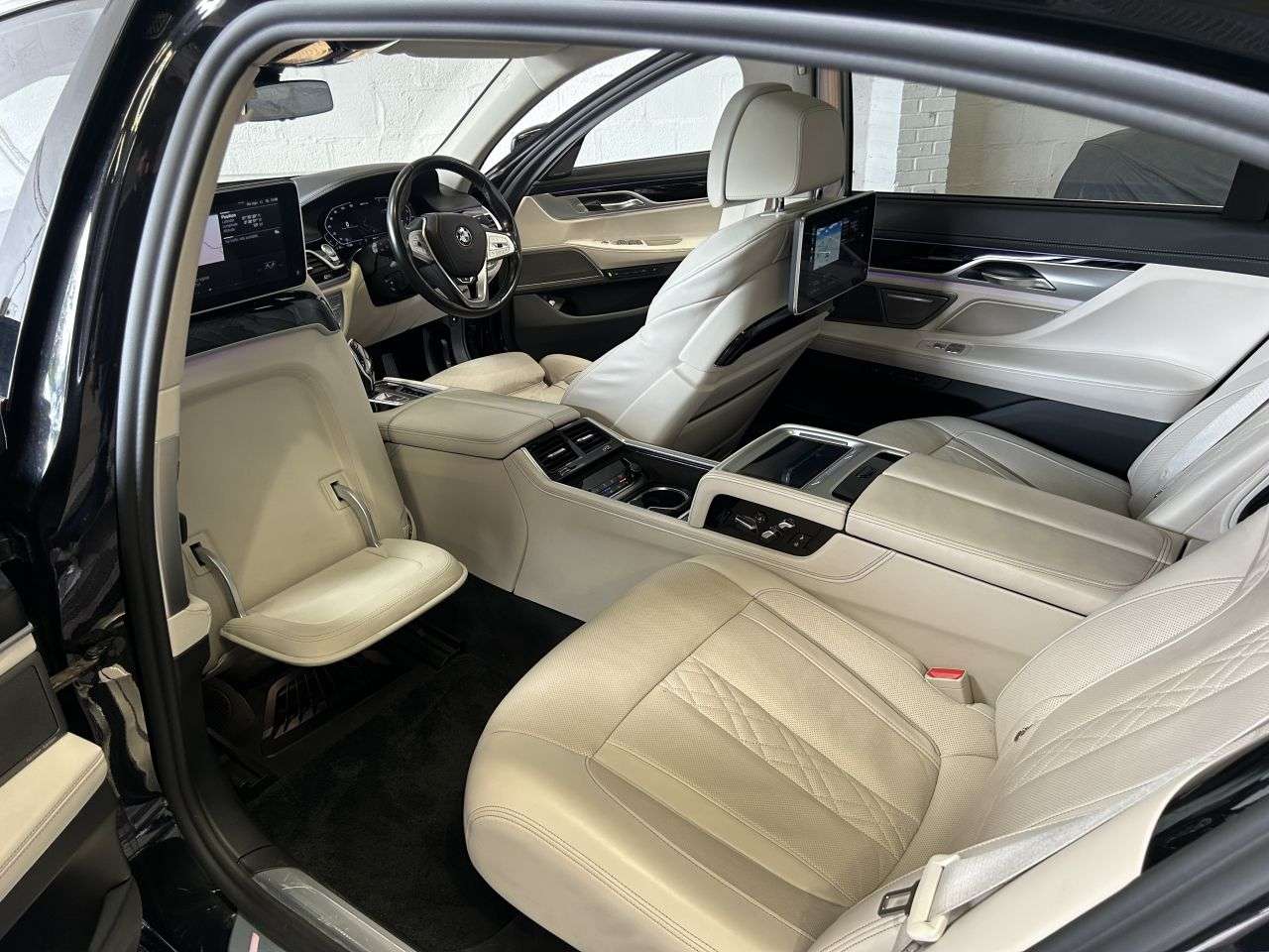 2021 BMW 7 SERIES 2021 BMW 7 SERIES