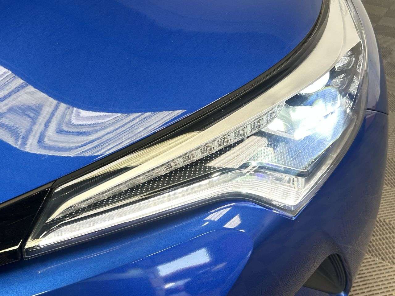 2019 TOYOTA CHR 2019 TOYOTA CHR