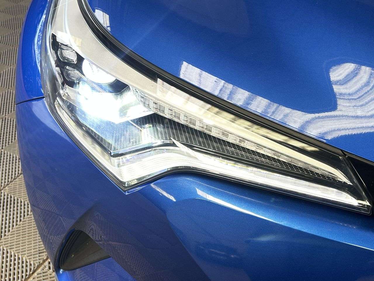 2019 TOYOTA CHR 2019 TOYOTA CHR