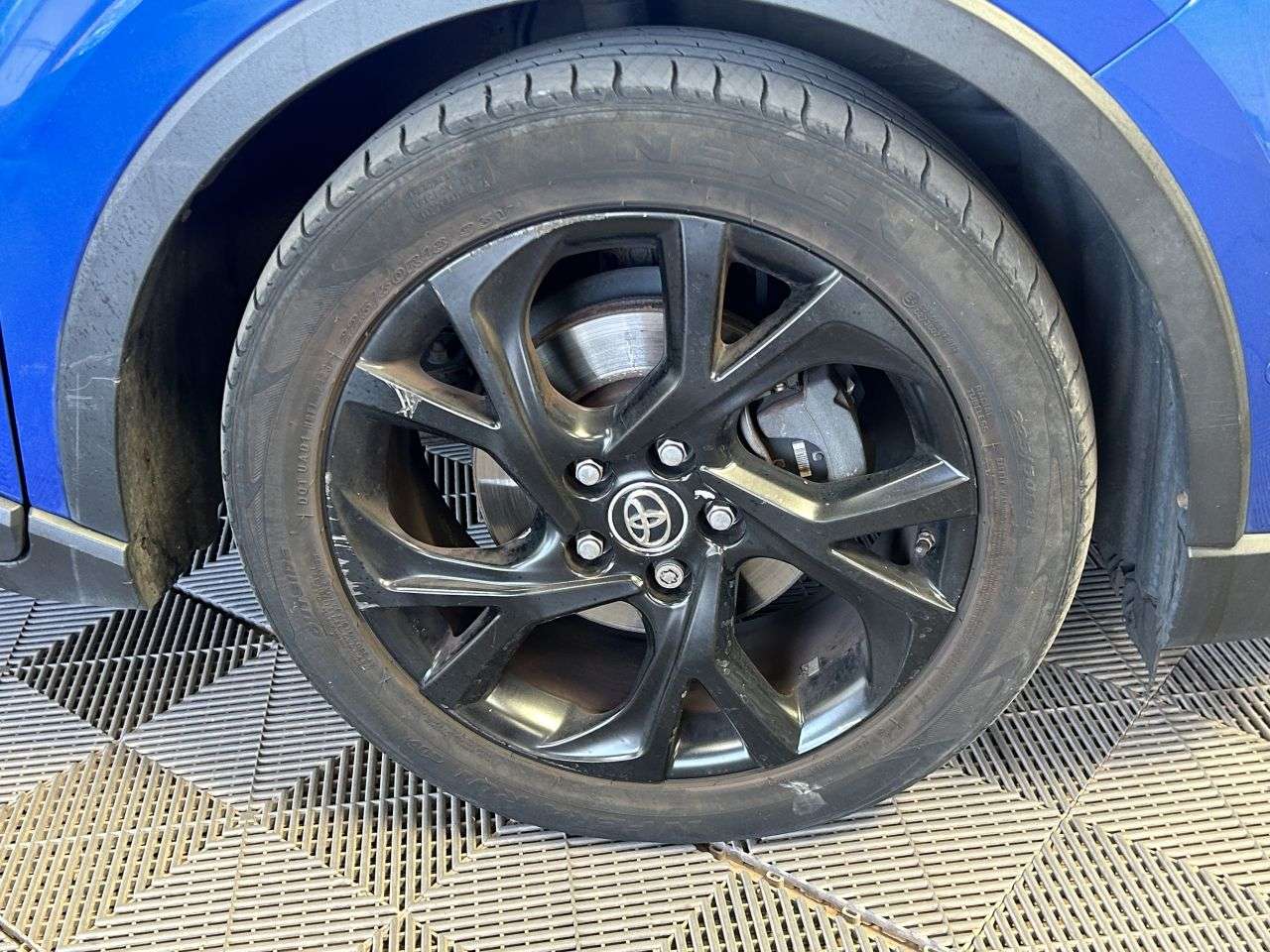 2019 TOYOTA CHR 2019 TOYOTA CHR
