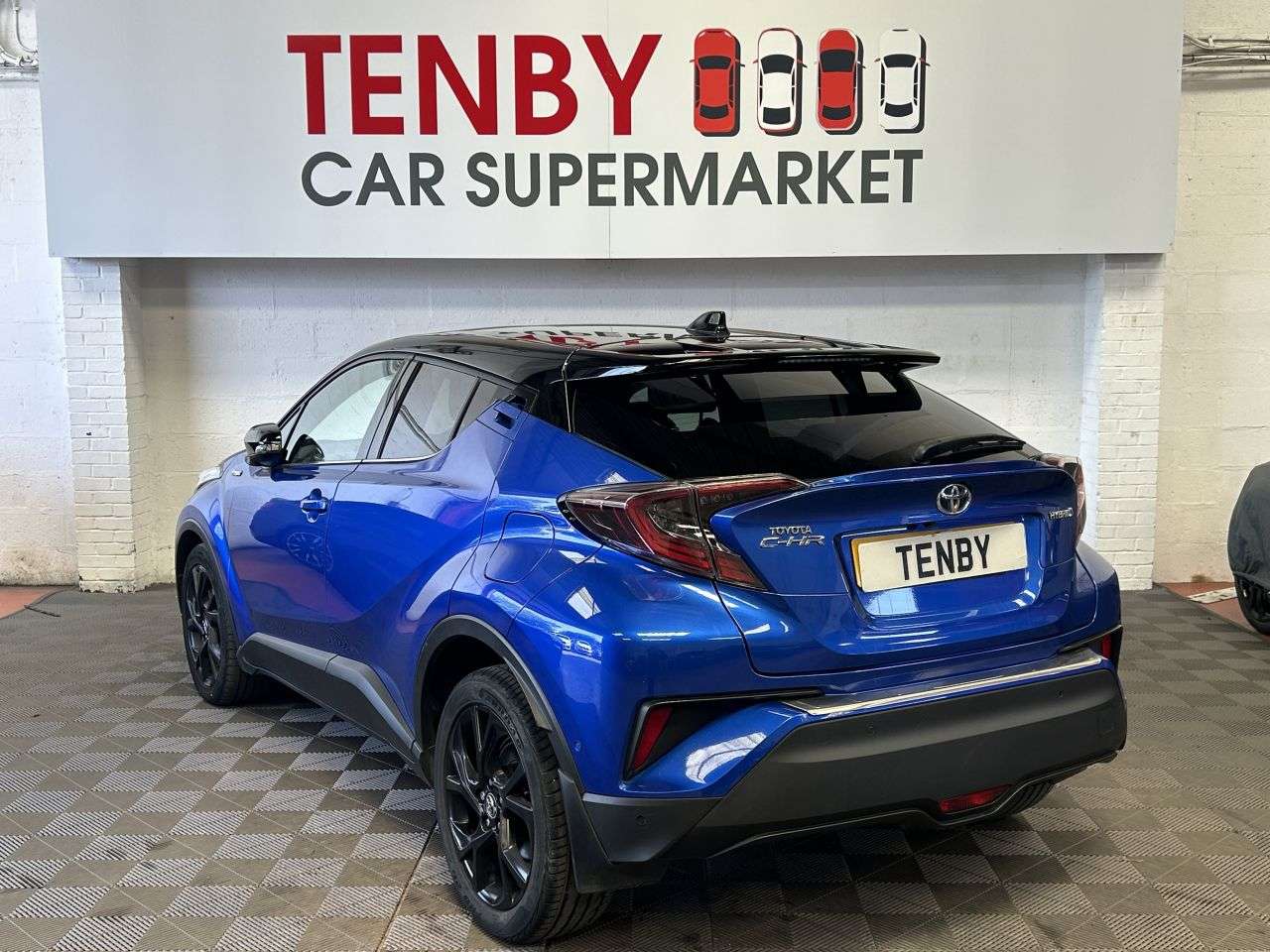 2019 TOYOTA CHR 2019 TOYOTA CHR