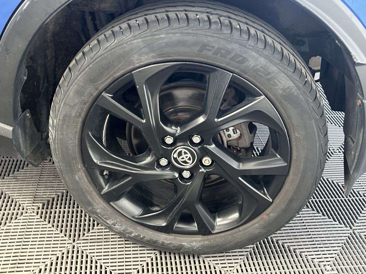 2019 TOYOTA CHR 2019 TOYOTA CHR