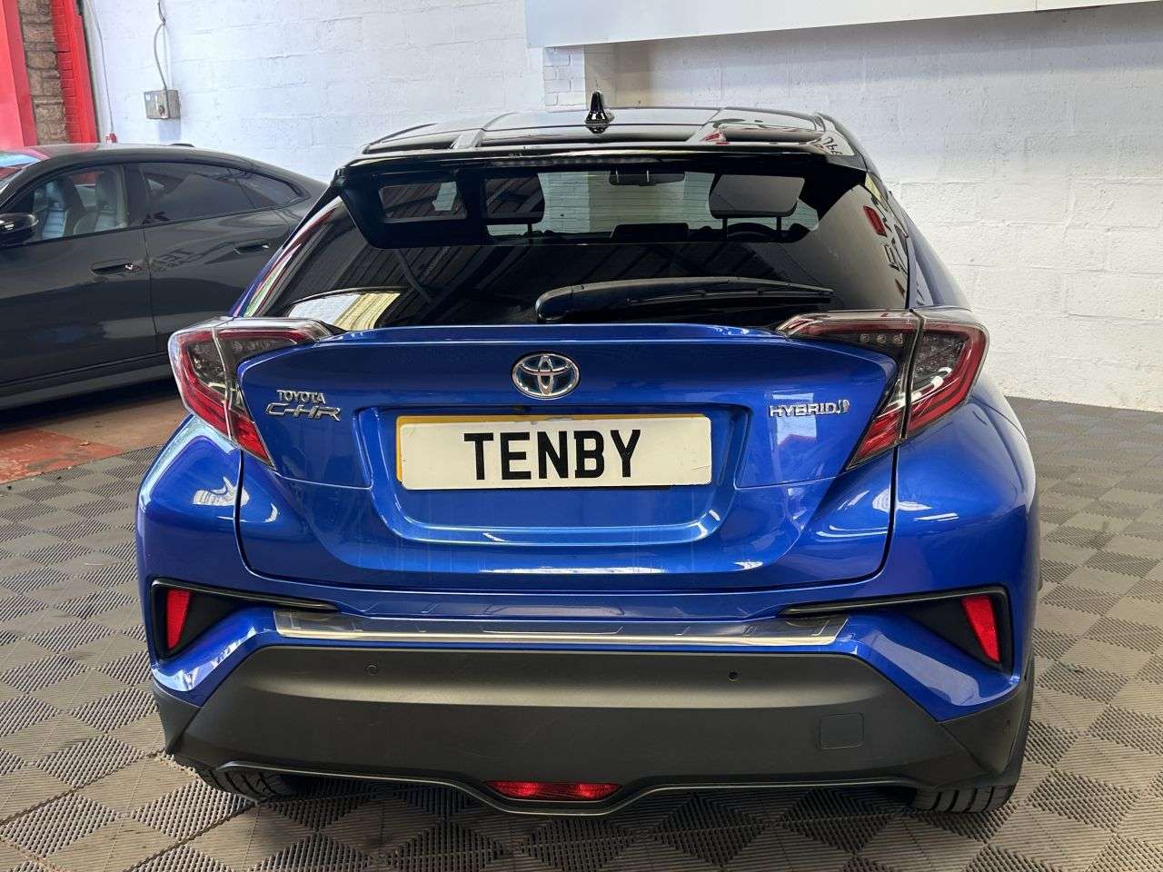 2019 TOYOTA CHR 2019 TOYOTA CHR