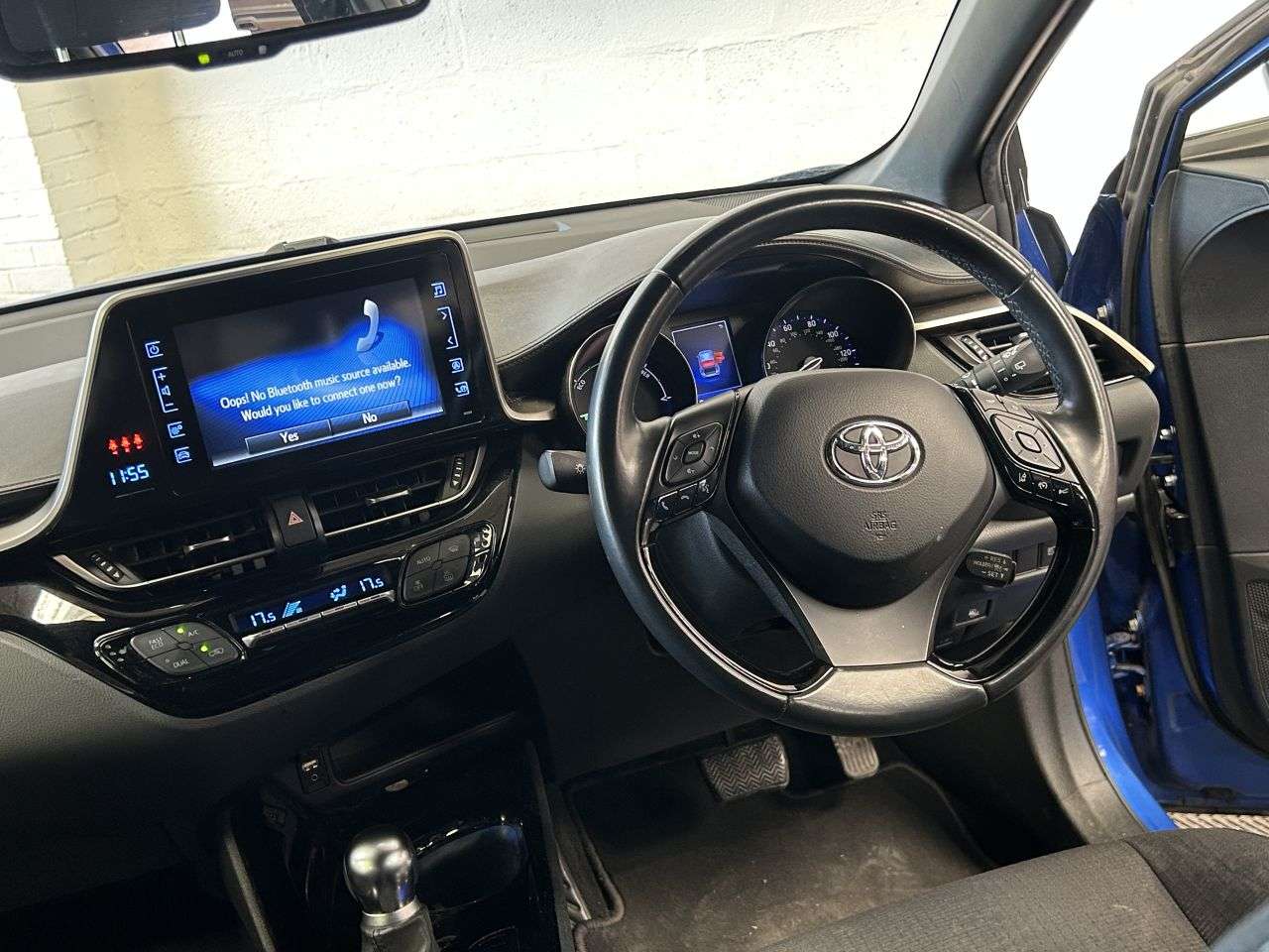 2019 TOYOTA CHR 2019 TOYOTA CHR