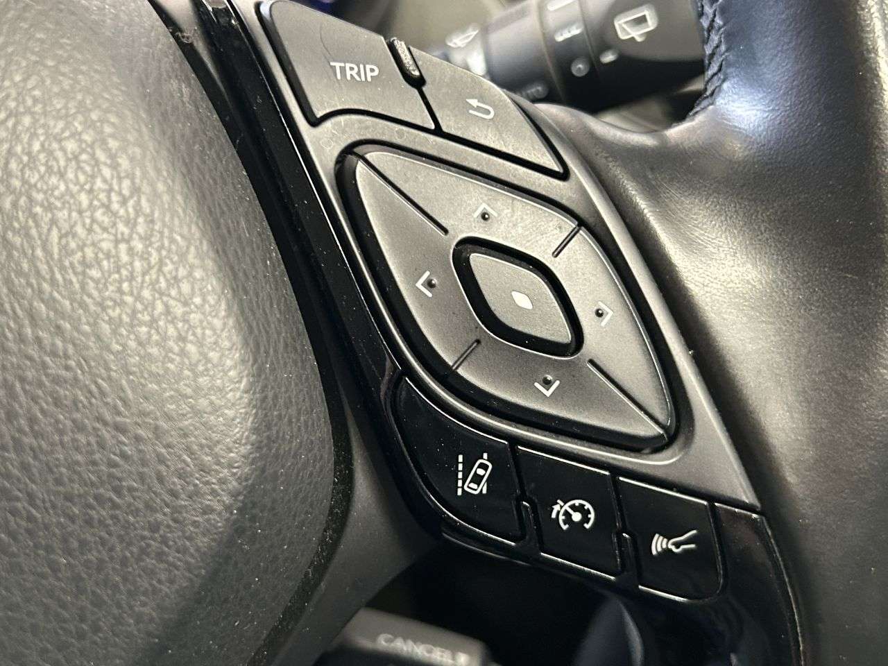 2019 TOYOTA CHR 2019 TOYOTA CHR