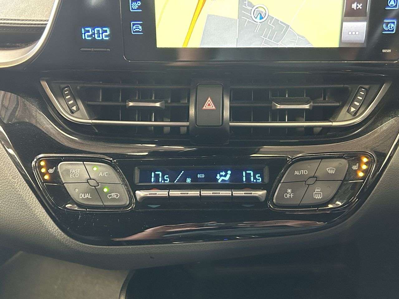 2019 TOYOTA CHR 2019 TOYOTA CHR