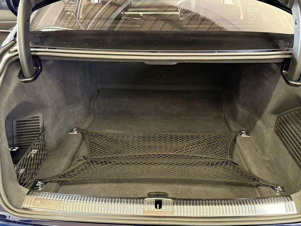 2018 AUDI A8 2018 AUDI A8
