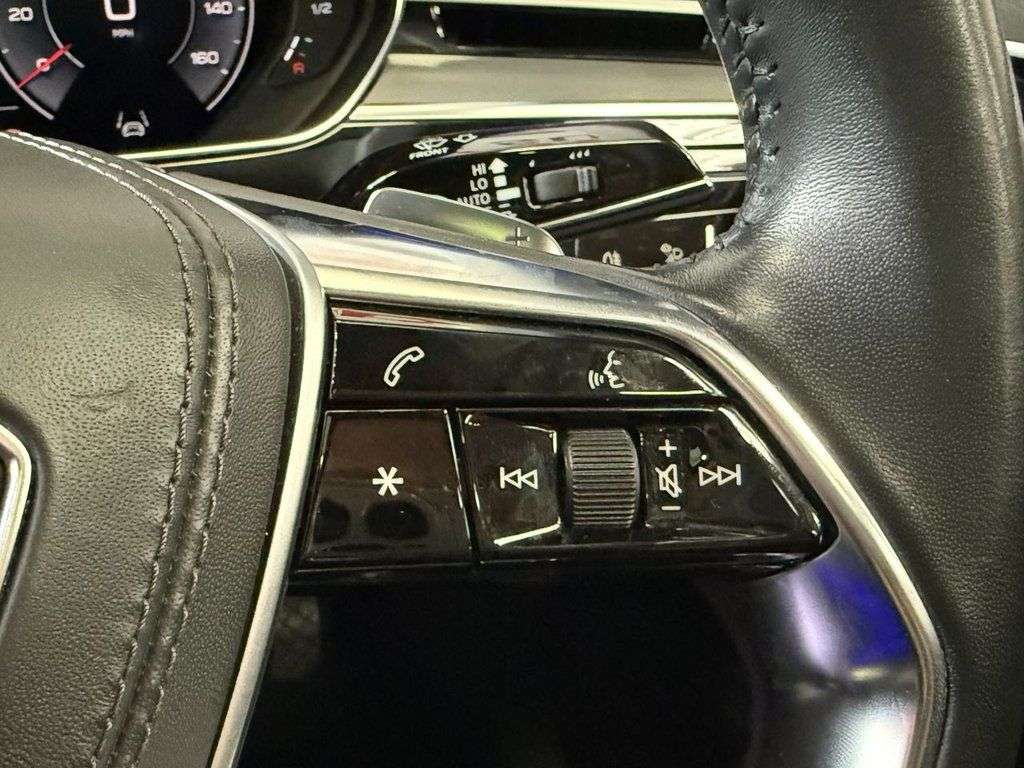 2018 AUDI A8 2018 AUDI A8