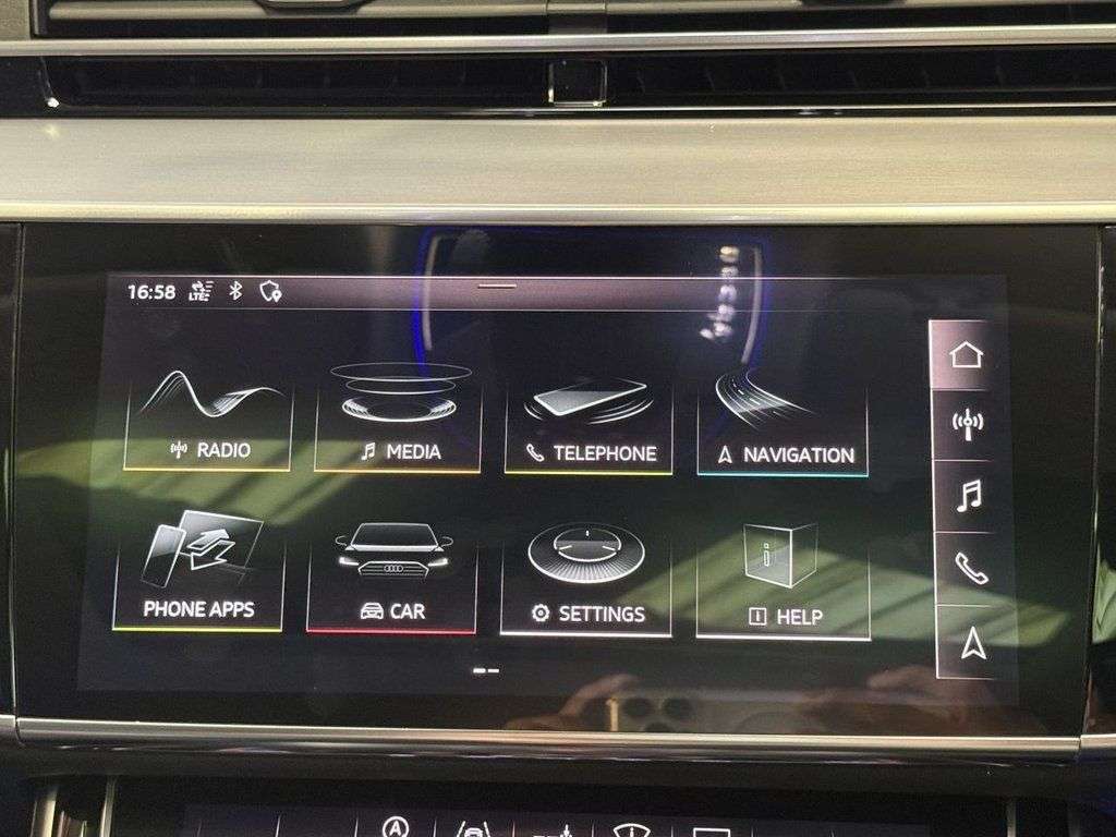 2018 AUDI A8 2018 AUDI A8
