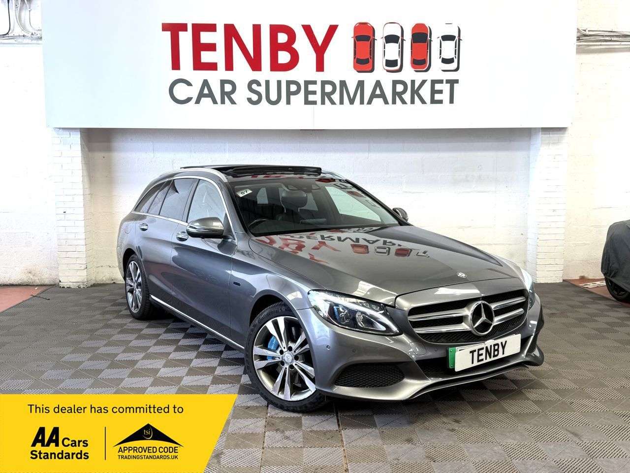 A 2016 MERCEDES-BENZ C-CLASS 2.0 C350e 6.4kWh Sport (Premium Plus) Estate 5dr Petrol Plug-in Hybrid G-Tr A 2016 MERCEDES-BENZ C-CLASS 2.0 C350e 6.4kWh Sport (Premium Plus) Estate 5dr Petrol Plug-in Hybrid G-Tr