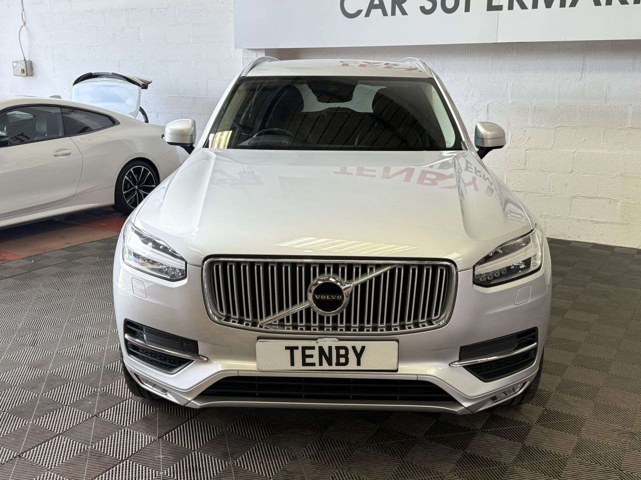 A 2016 VOLVO XC90 2.0 D5 Inscription SUV 5dr Diesel Geartronic 4WD Euro 6 (s/s) (225 ps) LANE A 2016 VOLVO XC90 2.0 D5 Inscription SUV 5dr Diesel Geartronic 4WD Euro 6 (s/s) (225 ps) LANE