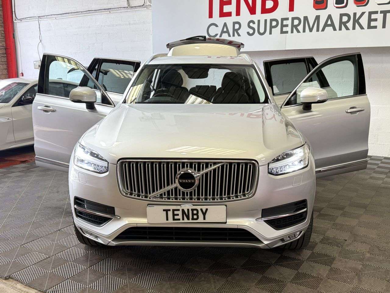 2016 VOLVO XC90 2016 VOLVO XC90