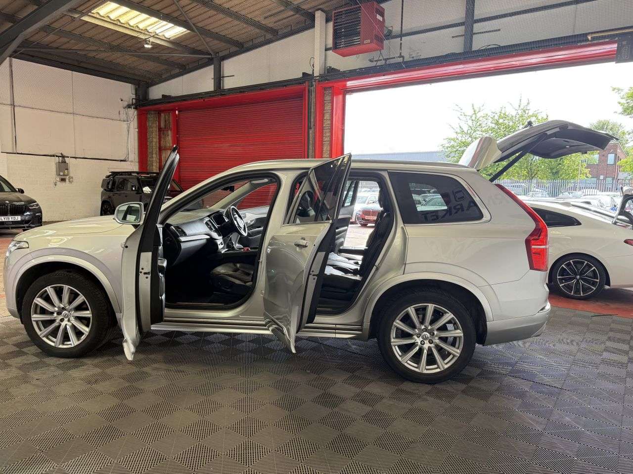 2016 VOLVO XC90 2016 VOLVO XC90
