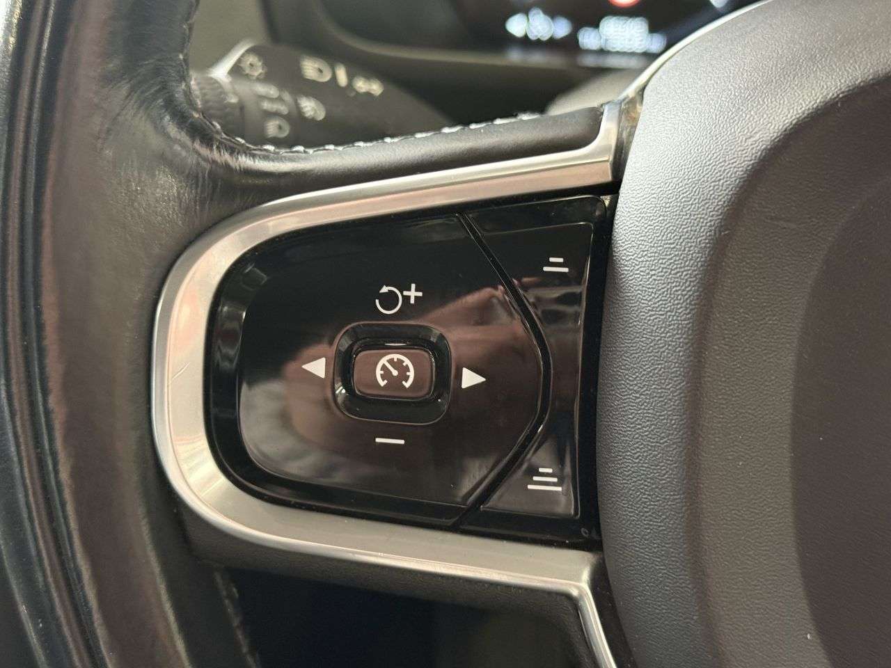 2016 VOLVO XC90 2016 VOLVO XC90