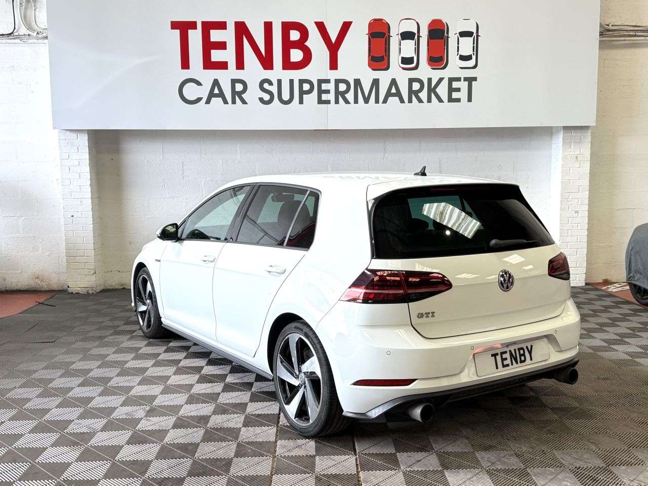 2018 VOLKSWAGEN GOLF 2018 VOLKSWAGEN GOLF