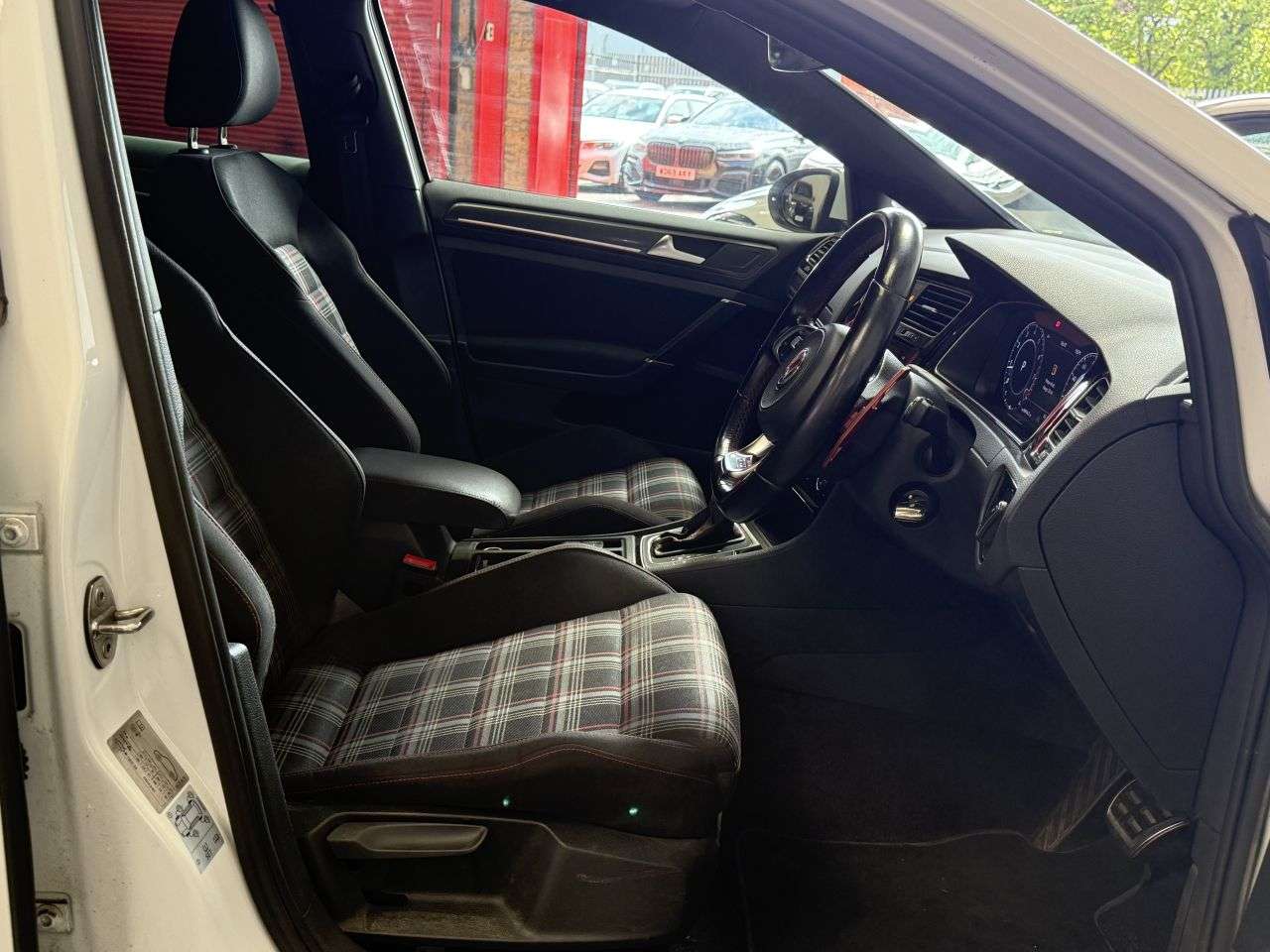 2018 VOLKSWAGEN GOLF 2018 VOLKSWAGEN GOLF