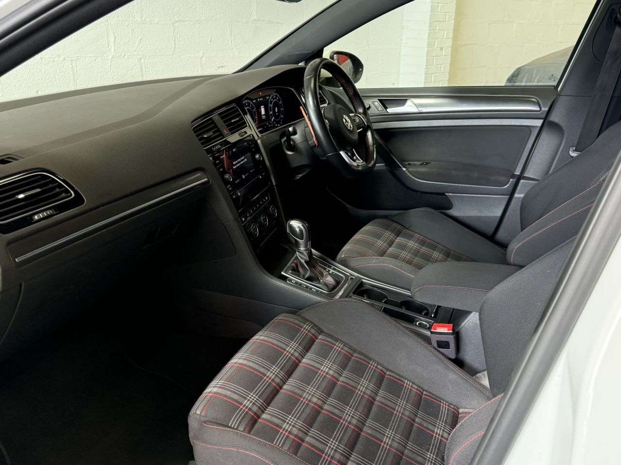 2018 VOLKSWAGEN GOLF 2018 VOLKSWAGEN GOLF