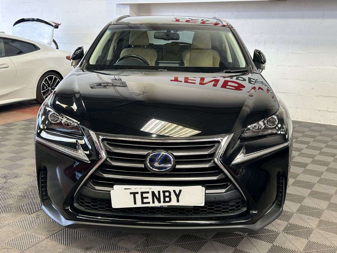 A 2016 LEXUS NX 2.5 300h Luxury SUV 5dr Petrol Hybrid E-CVT 4WD Euro 6 (s/s) (197 ps) A 2016 LEXUS NX 2.5 300h Luxury SUV 5dr Petrol Hybrid E-CVT 4WD Euro 6 (s/s) (197 ps)