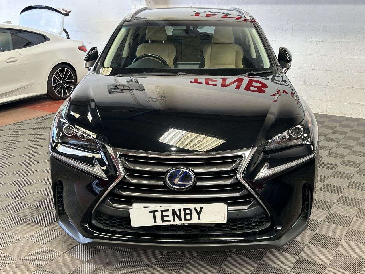 A 2016 LEXUS NX 2.5 300h Luxury SUV 5dr Petrol Hybrid E-CVT 4WD Euro 6 (s/s) (197 ps) A 2016 LEXUS NX 2.5 300h Luxury SUV 5dr Petrol Hybrid E-CVT 4WD Euro 6 (s/s) (197 ps)