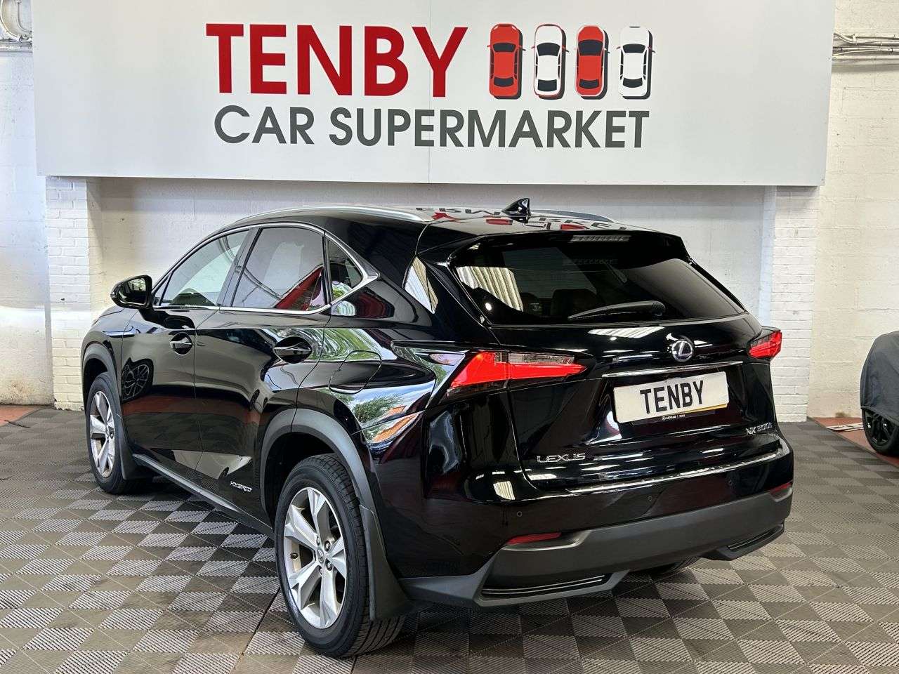 2016 LEXUS NX 2016 LEXUS NX