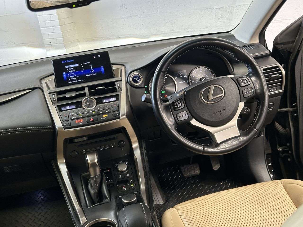 2016 LEXUS NX 2016 LEXUS NX