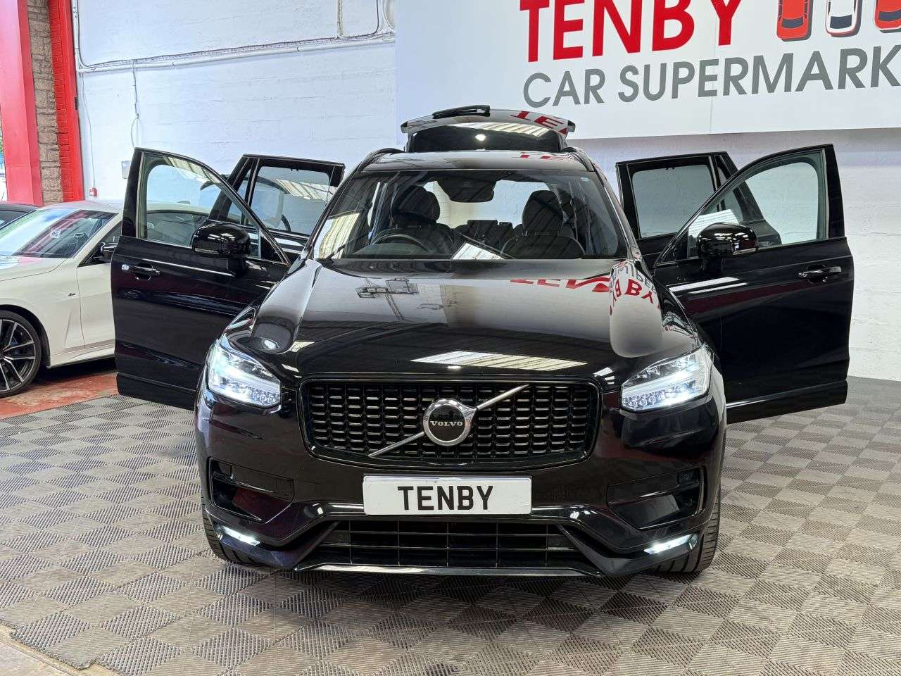 2021 VOLVO XC90 2021 VOLVO XC90