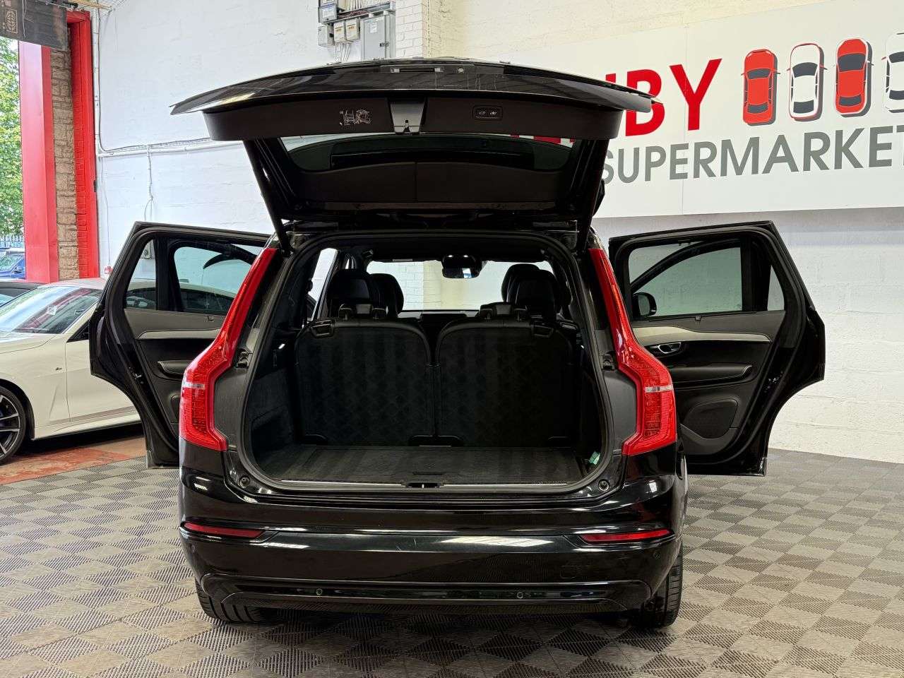2021 VOLVO XC90 2021 VOLVO XC90